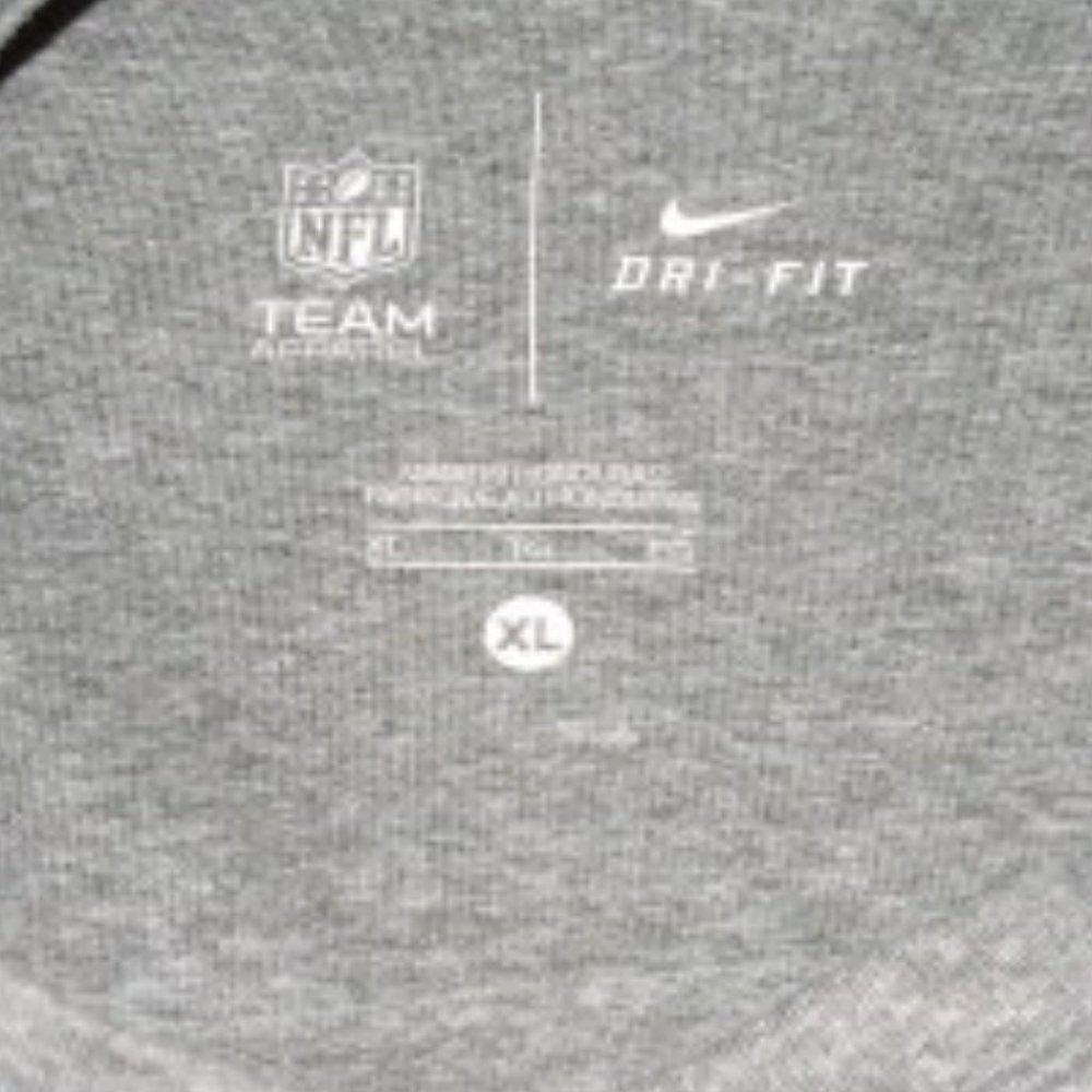Nike tee - Picture 6 of 8